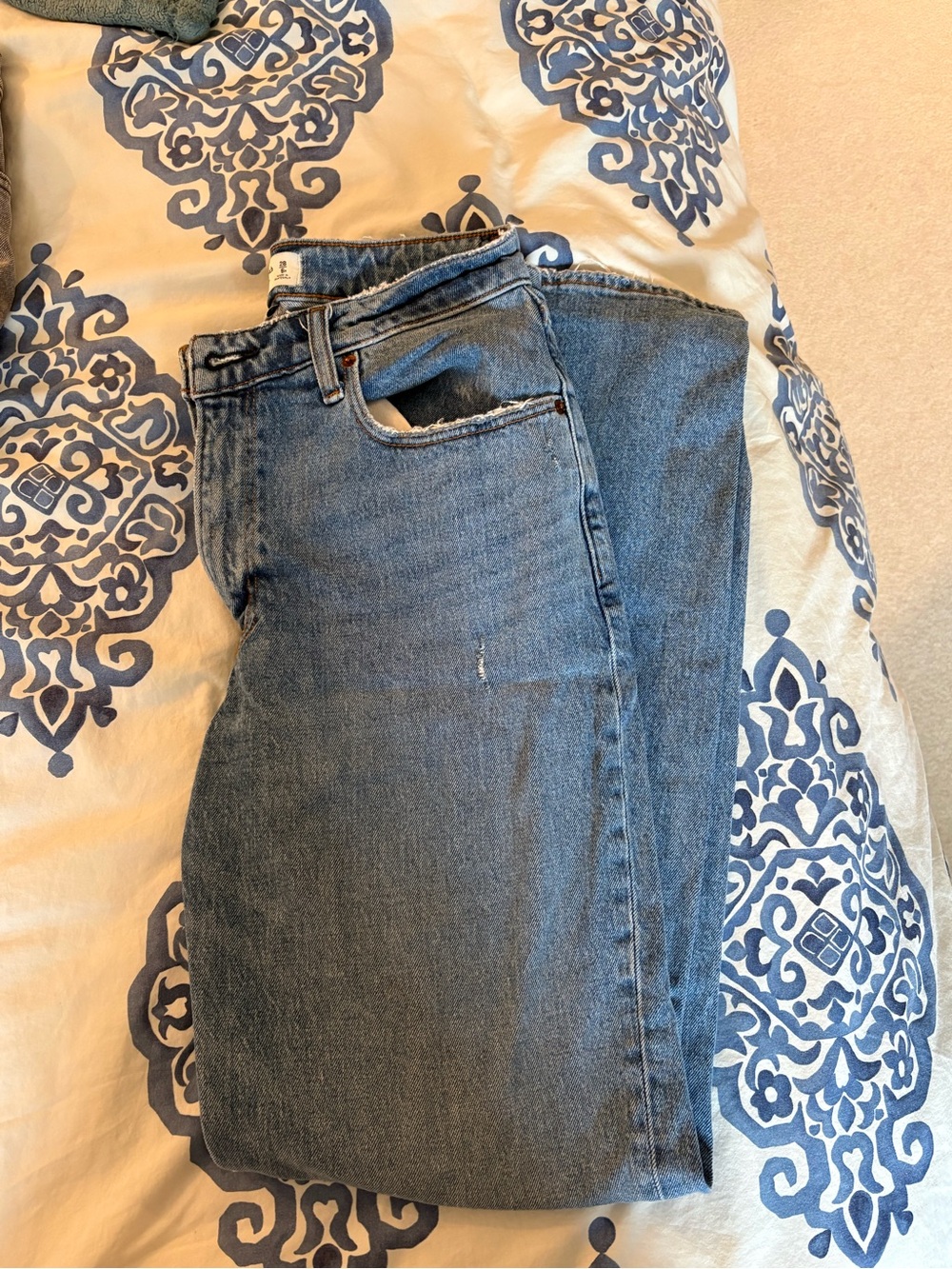 Women’s 90s Relaxed High-Rise Blue Jeans